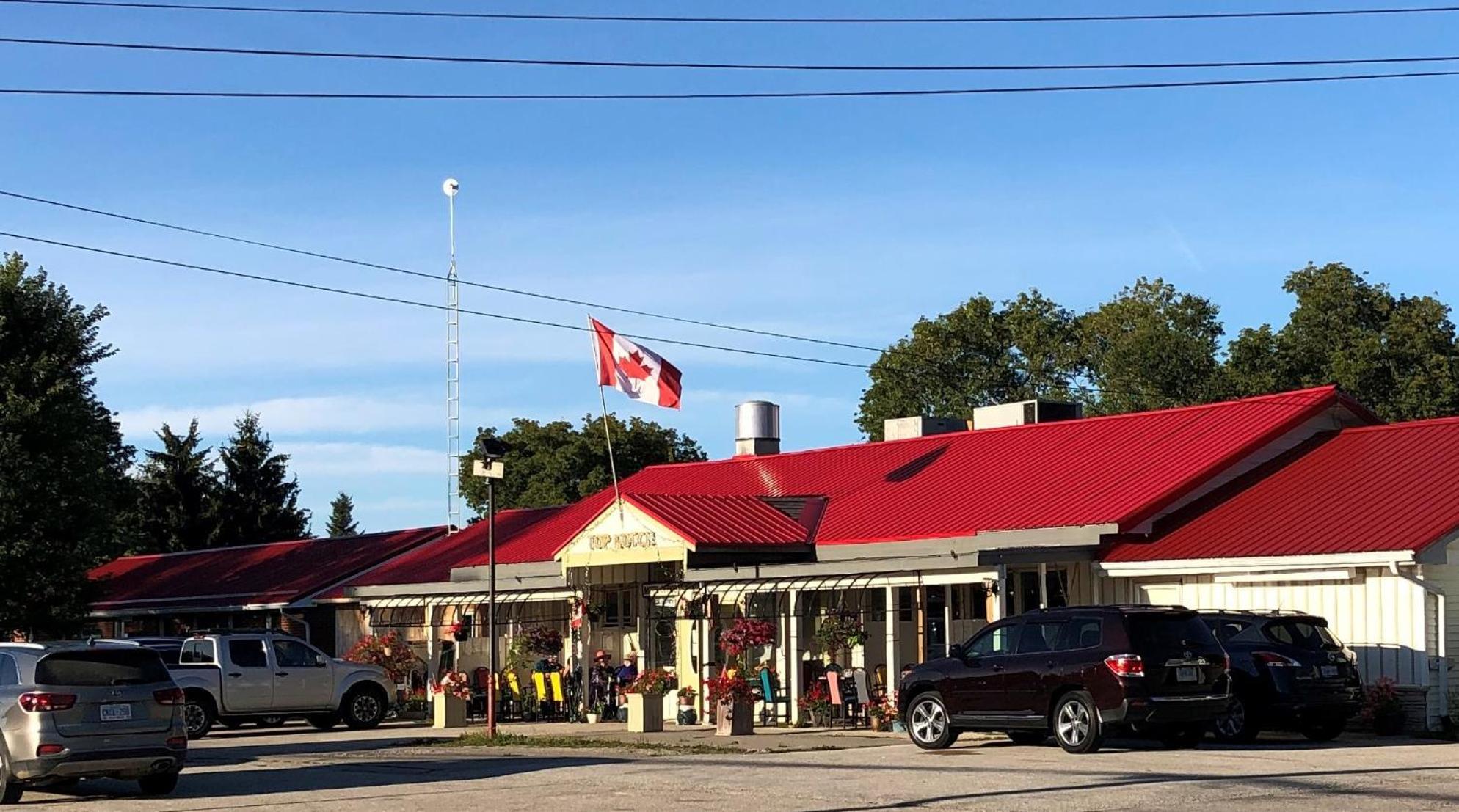 Top Notch Motel Wiarton Luaran gambar